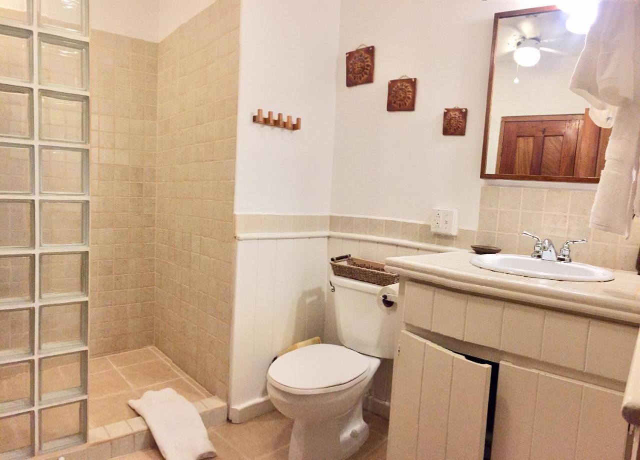Caye Reef Condos เคย์คอล์กเกอร์ ภายนอก รูปภาพ